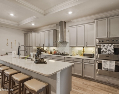 543 Caribbean Place - Photo Thumbnail 8