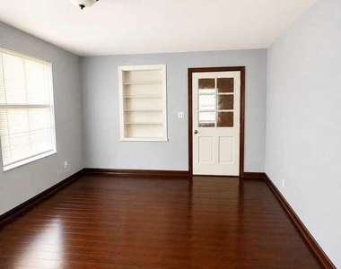2979 W 16th Street - Photo Thumbnail 2