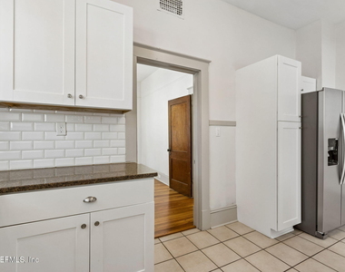 2747 Forbes Street - Photo Thumbnail 24