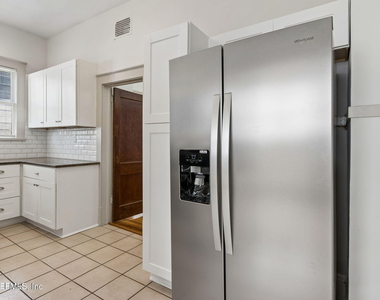 2747 Forbes Street - Photo Thumbnail 20