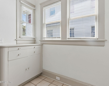 2747 Forbes Street - Photo Thumbnail 18