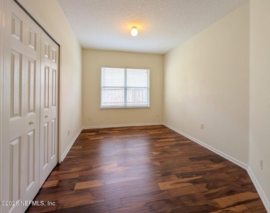 3120 Double Oaks Drive - Photo Thumbnail 20