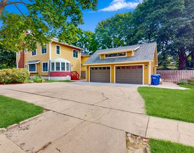 523 Prairie Street - Photo Thumbnail 1