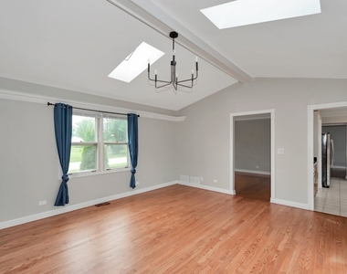 8348 Adbeth Avenue - Photo Thumbnail 15