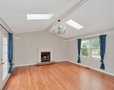 8348 Adbeth Avenue - Photo Thumbnail 13