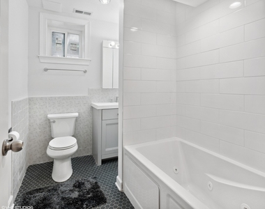 2347 W Altgeld Street - Photo Thumbnail 14