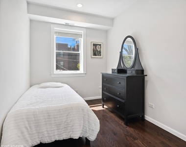 2347 W Altgeld Street - Photo Thumbnail 11