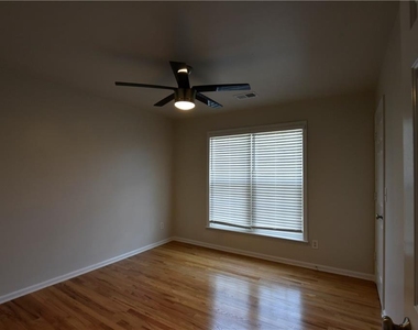 2115 Vistoria Drive - Photo Thumbnail 18