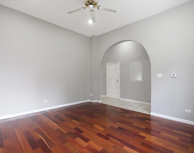 1611 N Wood Street - Photo Thumbnail 2