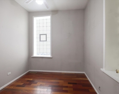1611 N Wood Street - Photo Thumbnail 8