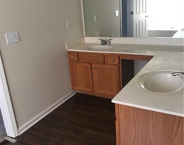 11545 Bentham Court - Photo Thumbnail 22