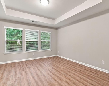 1336 Brookmere Way - Photo Thumbnail 10