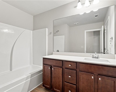 1336 Brookmere Way - Photo Thumbnail 15