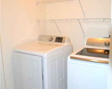 2021 Crestview Way - Photo Thumbnail 27