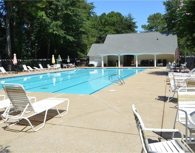 2021 Crestview Way - Photo Thumbnail 36