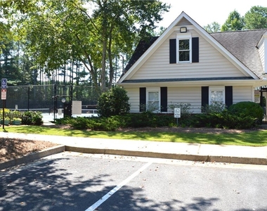 2021 Crestview Way - Photo Thumbnail 32
