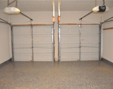2021 Crestview Way - Photo Thumbnail 23