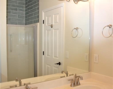 2021 Crestview Way - Photo Thumbnail 22