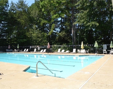 2021 Crestview Way - Photo Thumbnail 37