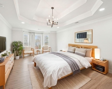 1600 Spring Arbor Court Sw - Photo Thumbnail 5