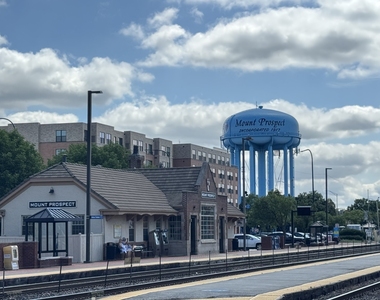 40 E Northwest Highway - Photo Thumbnail 24