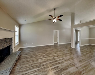 705 Beranda Circle - Photo Thumbnail 2