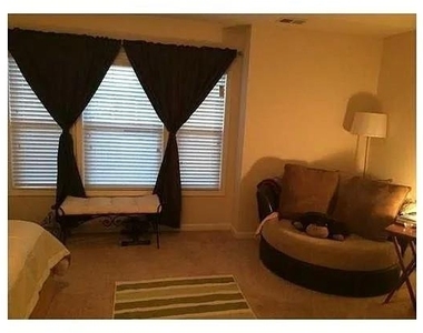 1575 Faircrest Lane - Photo Thumbnail 18