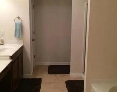 1575 Faircrest Lane - Photo Thumbnail 10