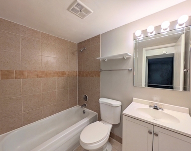 700 Perrie Drive - Photo Thumbnail 10