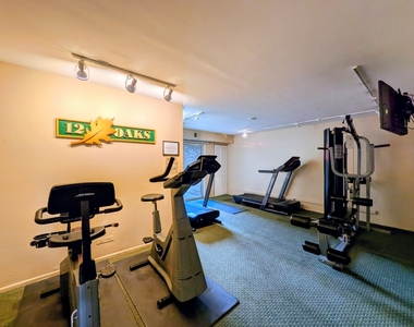 700 Perrie Drive - Photo Thumbnail 18