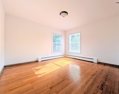 2308 W Birchwood Avenue - Photo Thumbnail 10