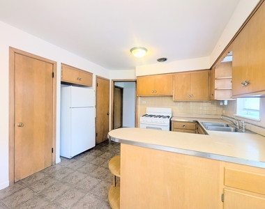 2308 W Birchwood Avenue - Photo Thumbnail 6
