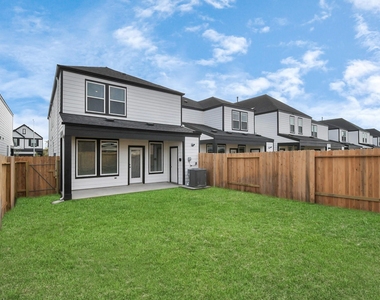12316 Basilwood Drive - Photo Thumbnail 34