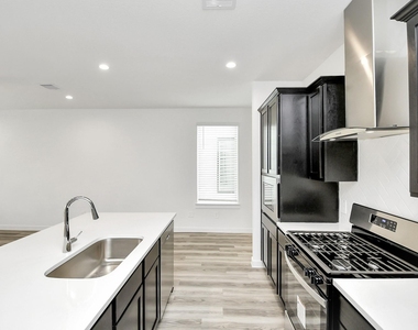 12316 Basilwood Drive - Photo Thumbnail 10