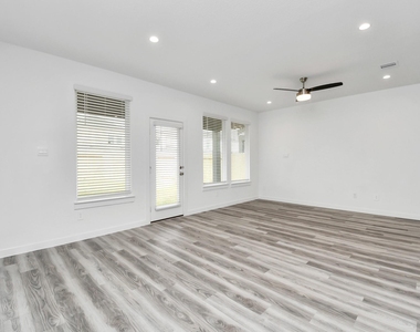12316 Basilwood Drive - Photo Thumbnail 13