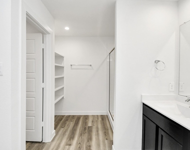 12316 Basilwood Drive - Photo Thumbnail 21