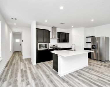 12316 Basilwood Drive - Photo Thumbnail 4