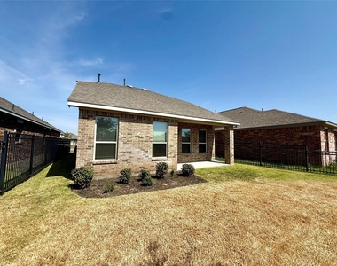 441 Aurora Creek Drive - Photo Thumbnail 38