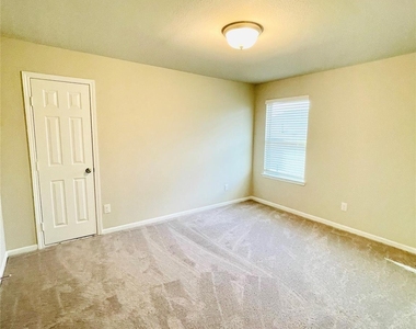 441 Aurora Creek Drive - Photo Thumbnail 20