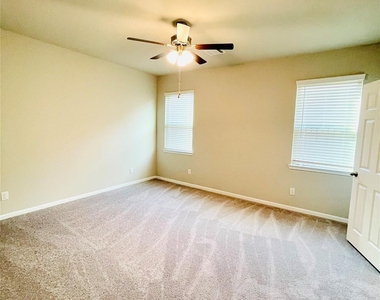 441 Aurora Creek Drive - Photo Thumbnail 27