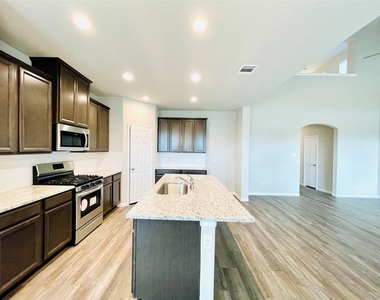 441 Aurora Creek Drive - Photo Thumbnail 9