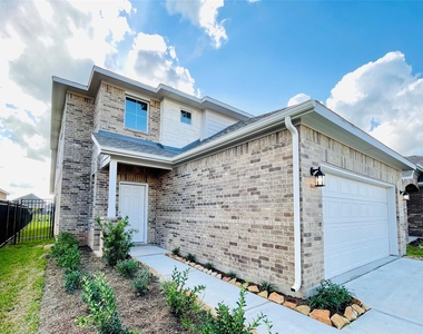 441 Aurora Creek Drive - Photo Thumbnail 2