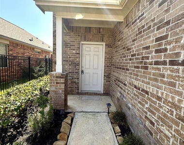 441 Aurora Creek Drive - Photo Thumbnail 3