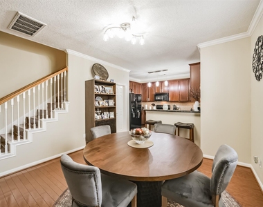 1430 W 24th Street - Photo Thumbnail 7