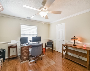 1430 W 24th Street - Photo Thumbnail 30