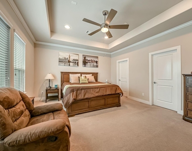 5916 Petty Street - Photo Thumbnail 13