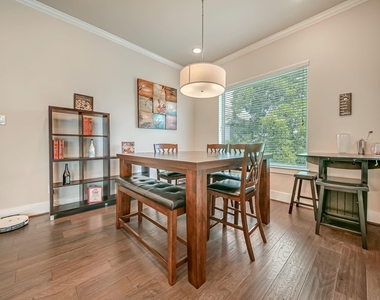 5916 Petty Street - Photo Thumbnail 3