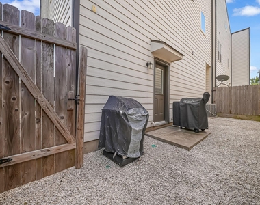 5916 Petty Street - Photo Thumbnail 29