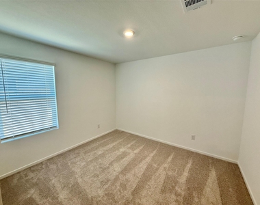 31506 Pianella Lane - Photo Thumbnail 2