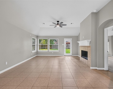 18154 Williams Elm Drive - Photo Thumbnail 7